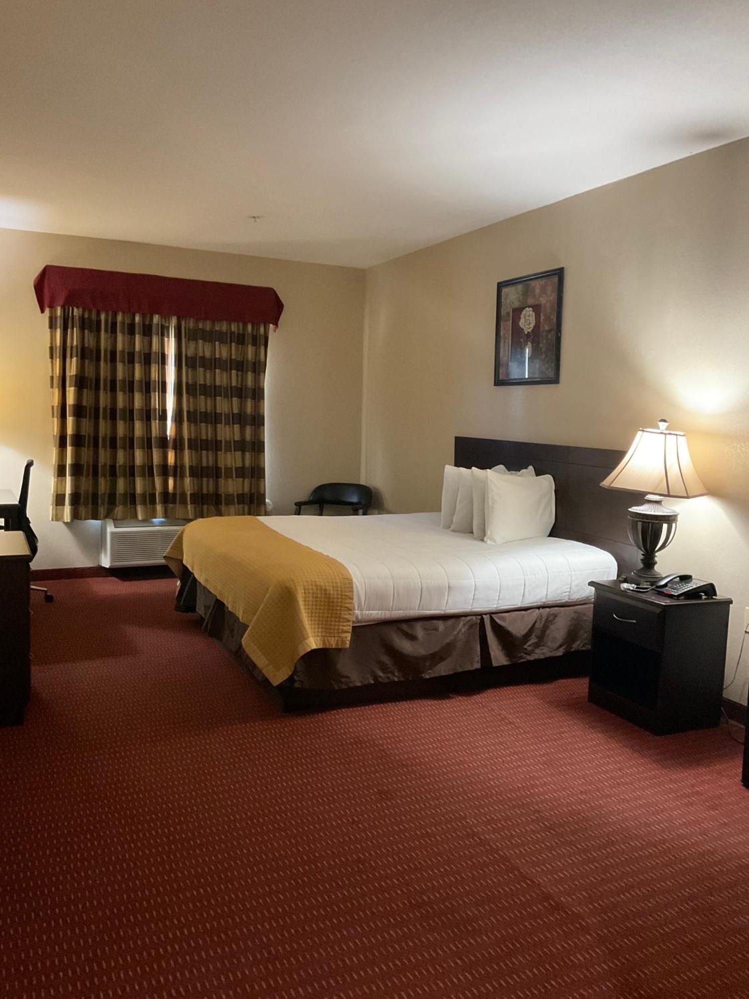 Motel And Yorktown