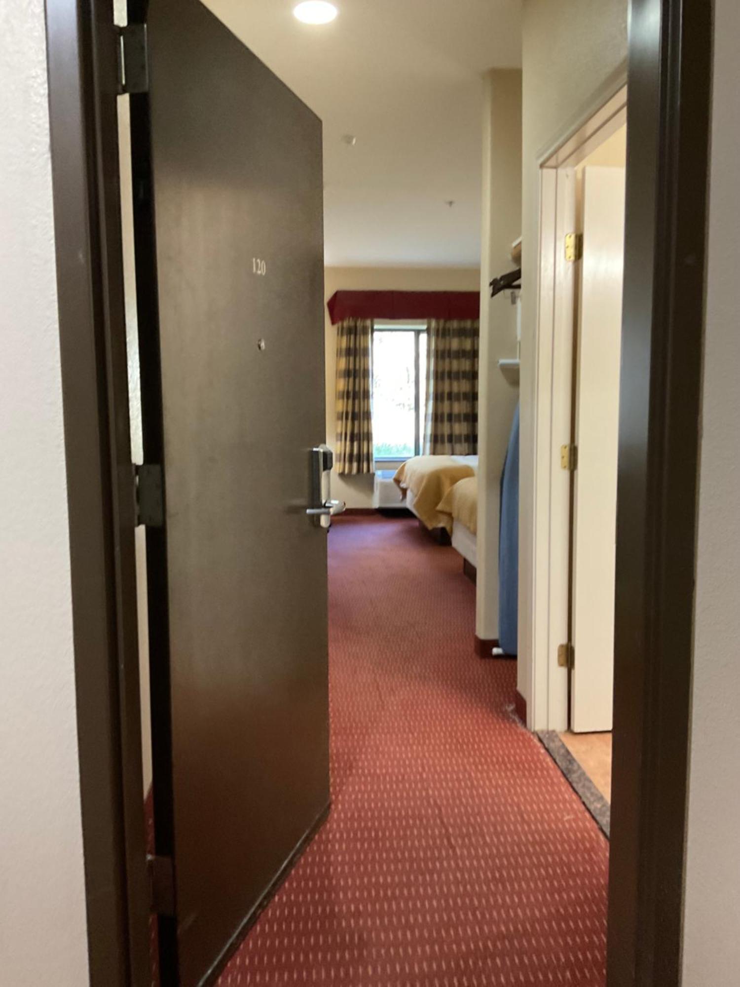 Motel And